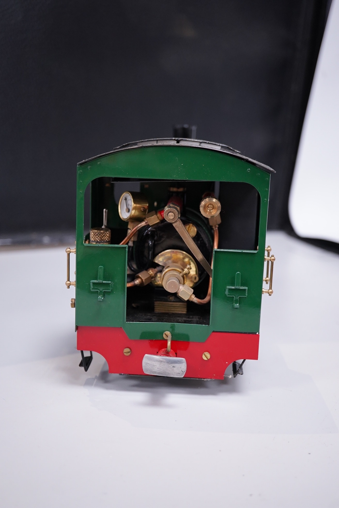 A Roundhouse 16mm scale live steam ‘Billy’, 0-4-0T gas fired locomotive set for 45mm track, with simplified Walschaerts type valve gear, in green livery, with owners handbook. Condition - good.